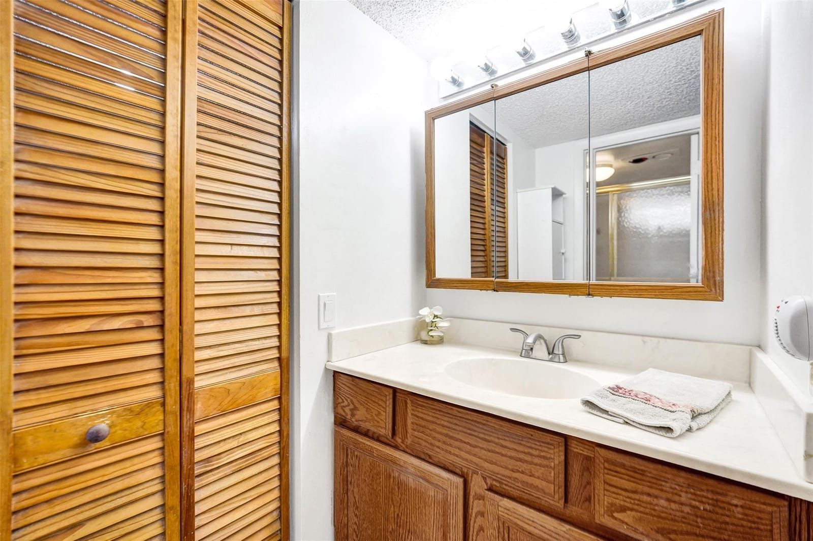 400 Commodore Drive 210, Plantation, FL 33325 photo 25