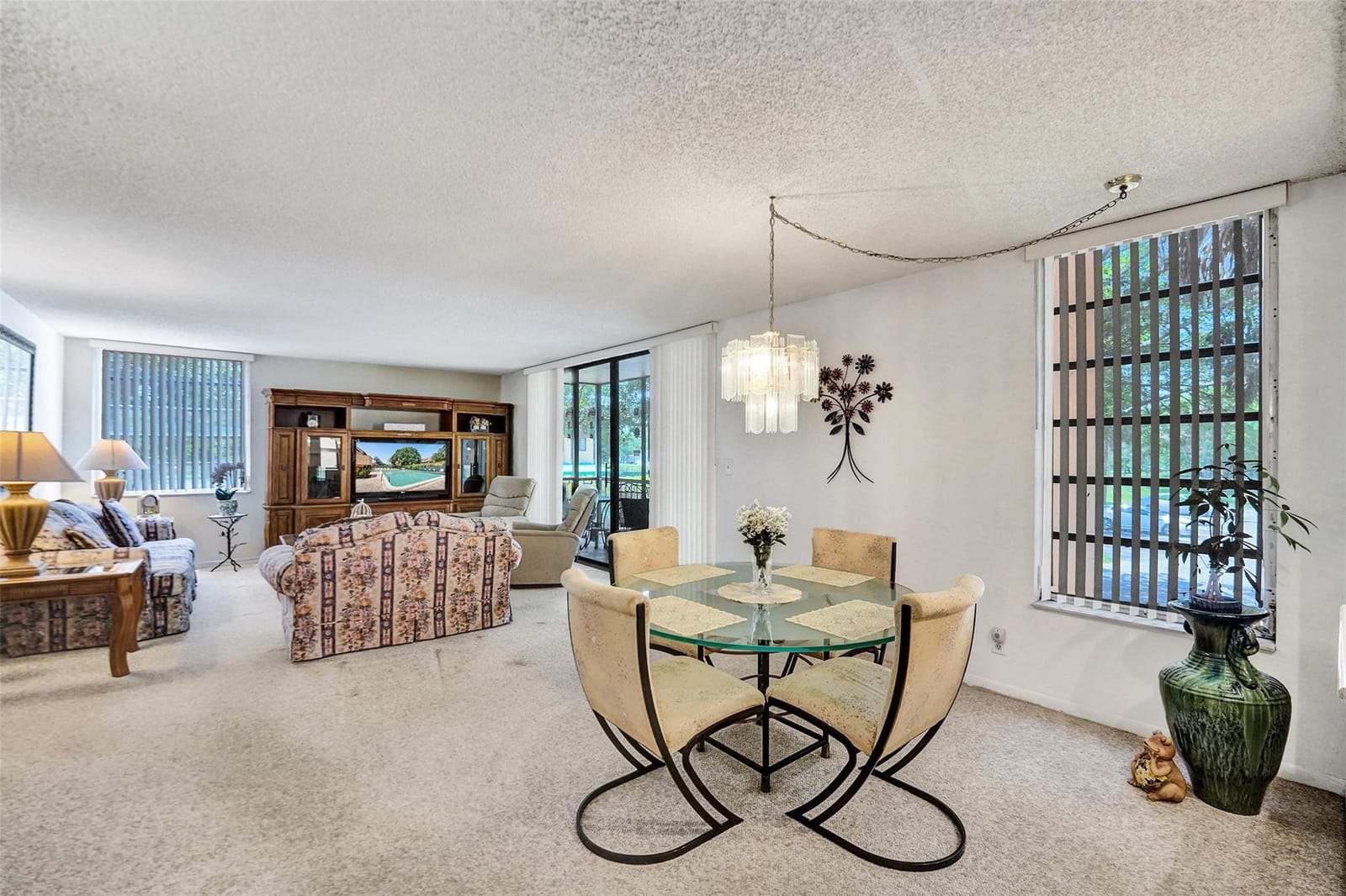 400 Commodore Drive 210 — photo 8