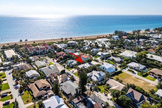 14 Sailfish Lane, sold in Palm Beach Shore Acres, Ocean Ridge, FL