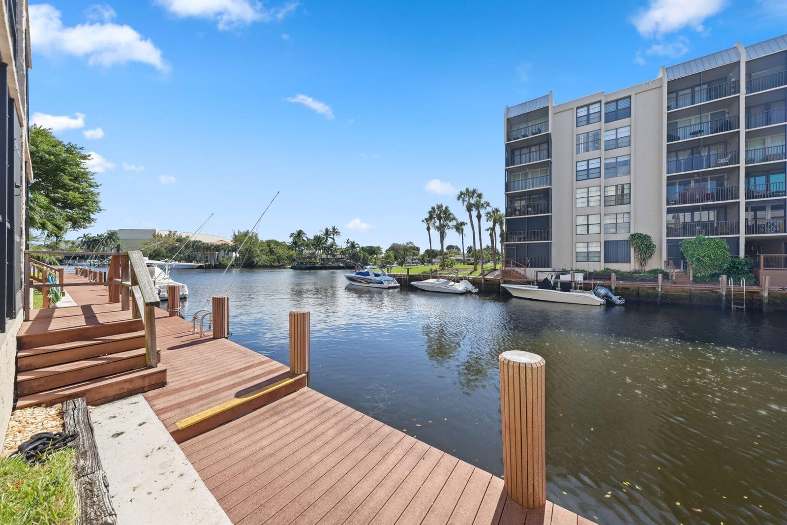 8 Royal Palm Way 103, Boca Raton, FL 33432