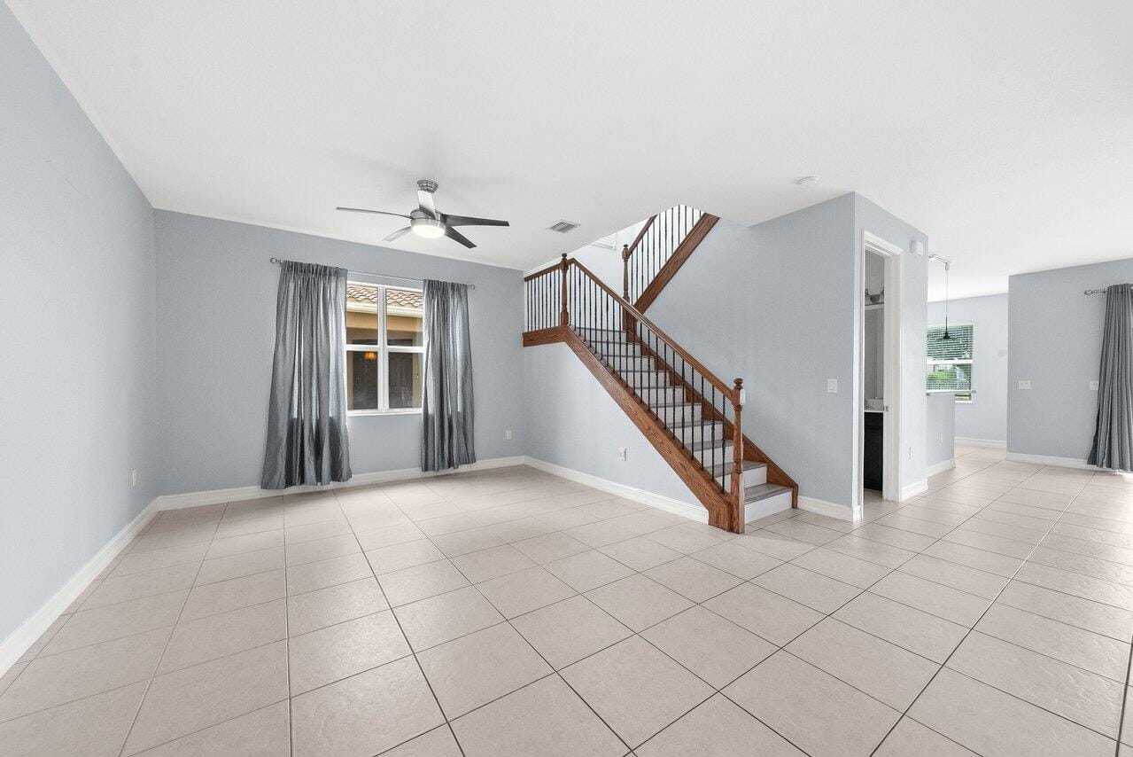 8142 Cantabria Falls Drive — photo 11