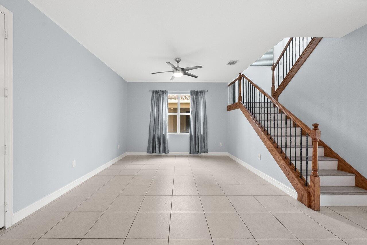 8142 Cantabria Falls Drive — photo 12