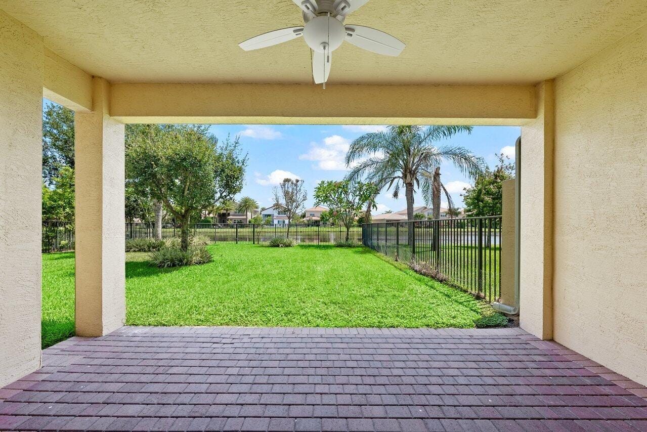 8142 Cantabria Falls Drive, Boynton Beach, FL 33473 photo 23