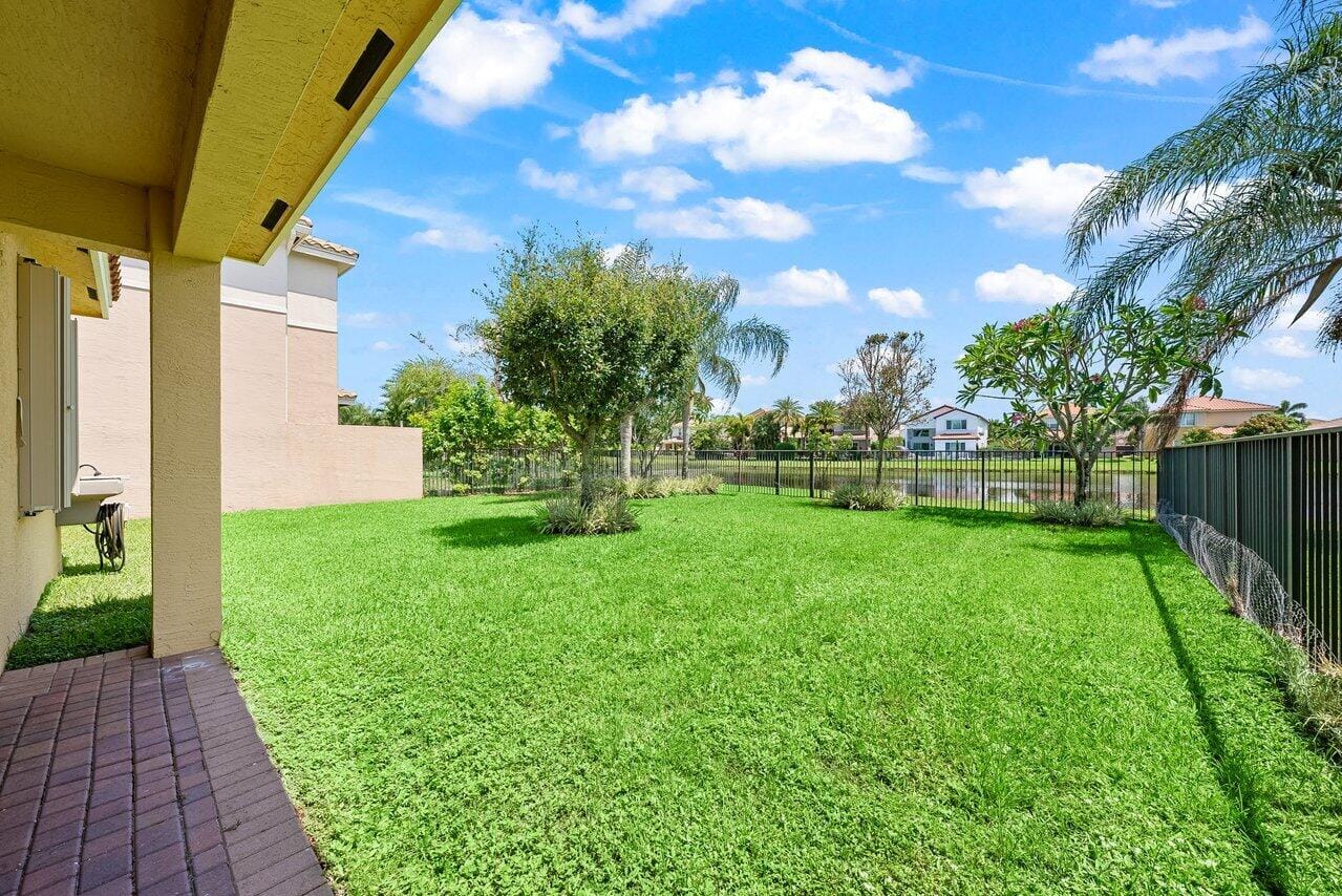8142 Cantabria Falls Drive, Boynton Beach, FL 33473 photo 24