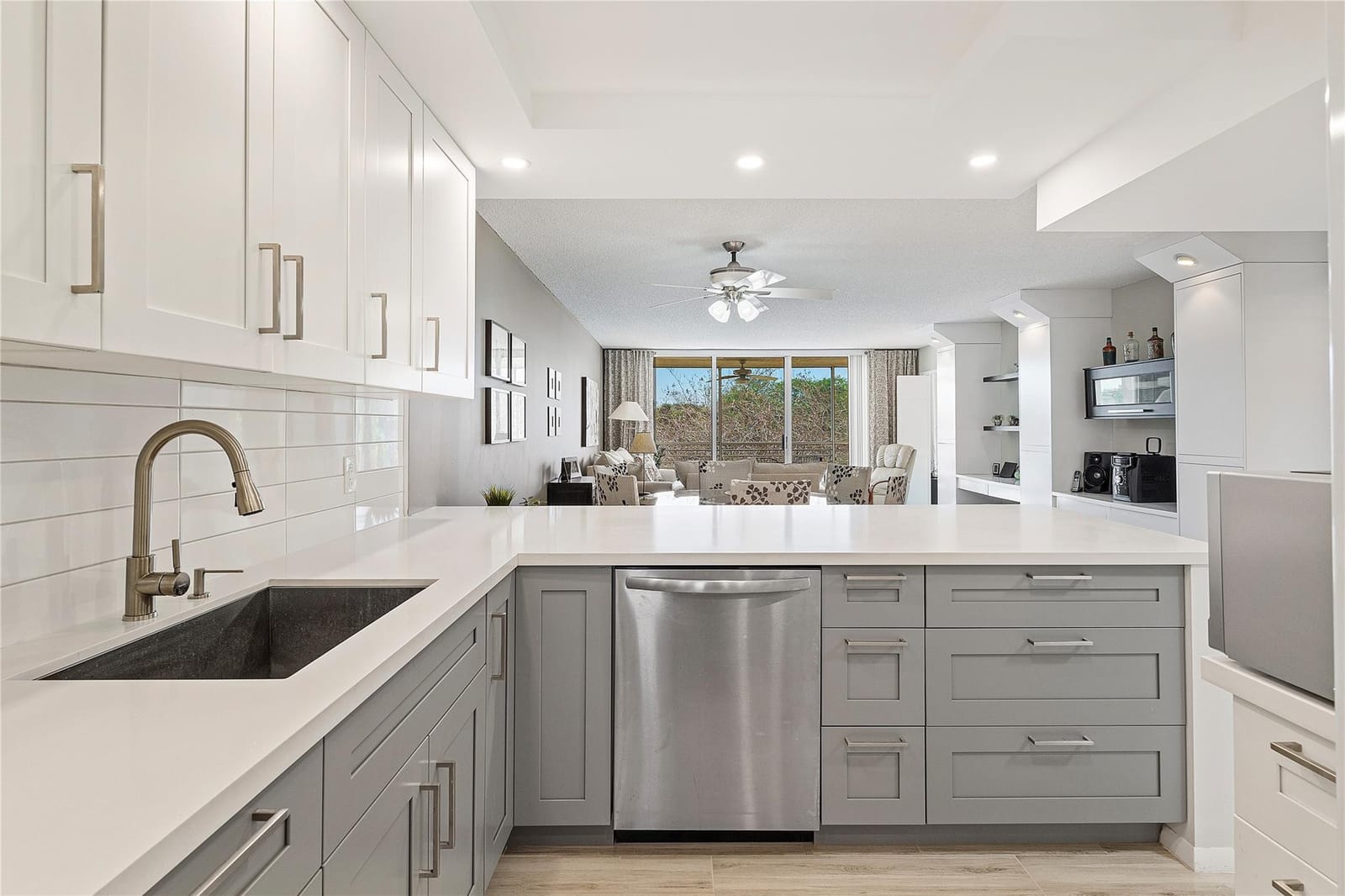 4030 W Palm Aire Drive 301, Pompano Beach, FL 33069