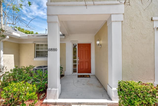 10880 Sea Hibiscus Lane, sold in Captiva, Boca Raton, FL