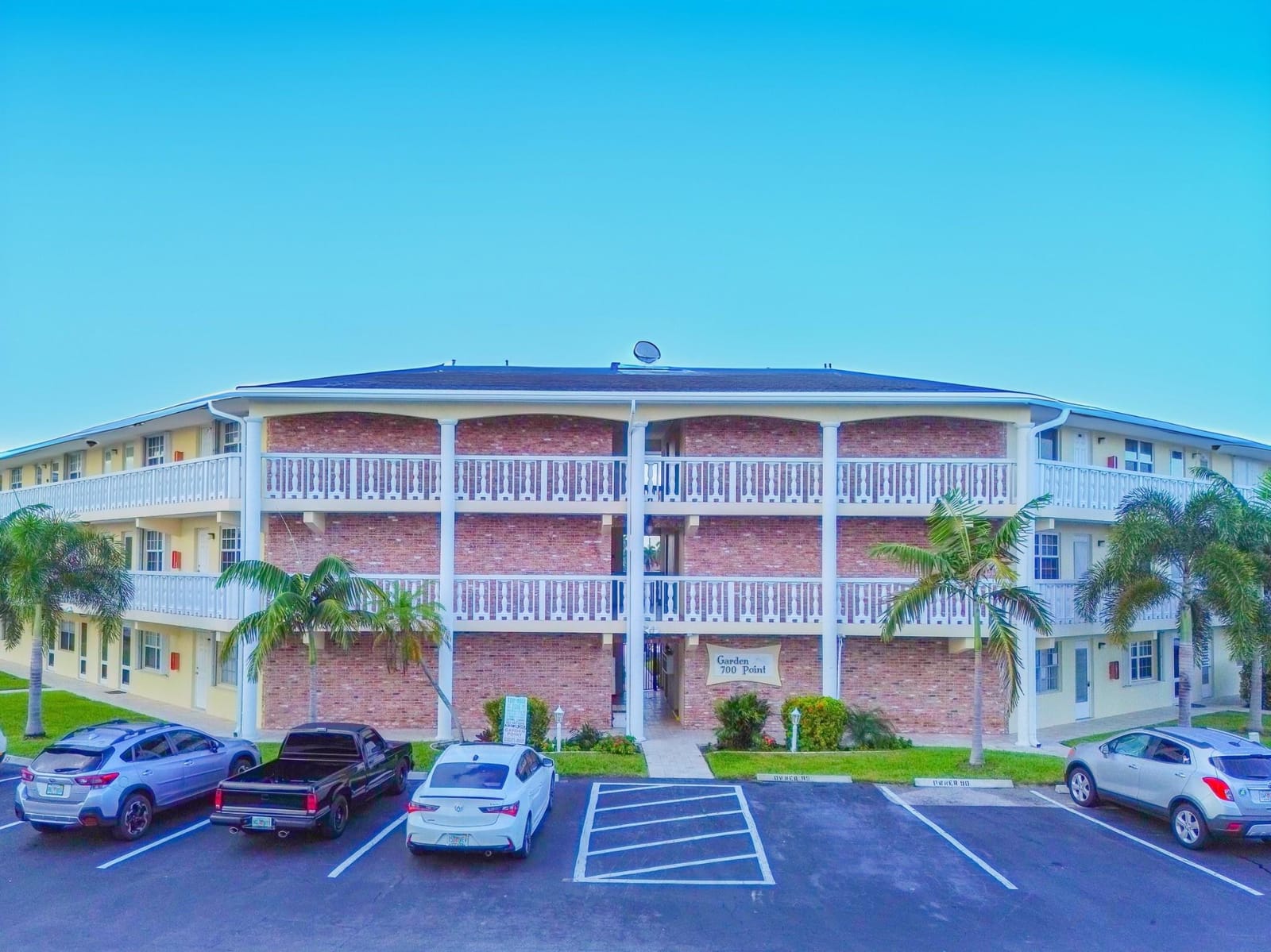 700 Pine Drive 308, Pompano Beach, FL 33060