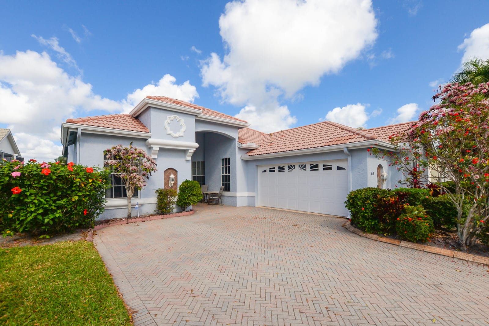 628 SW Lake Charles Circle, Port St. Lucie, FL 34986