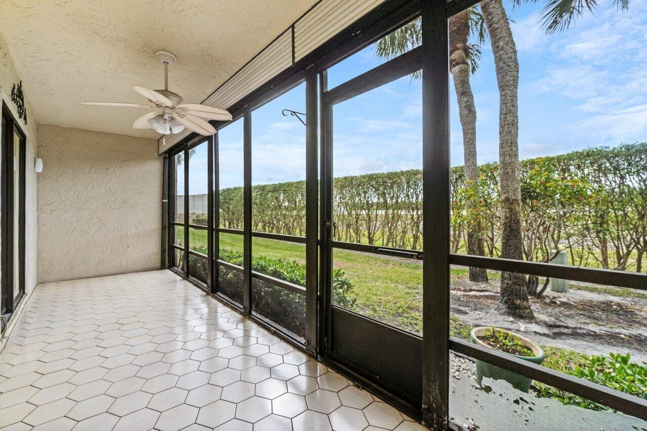 7891 Willow Spring Drive 1013, Lake Worth, FL 33467 photo 21