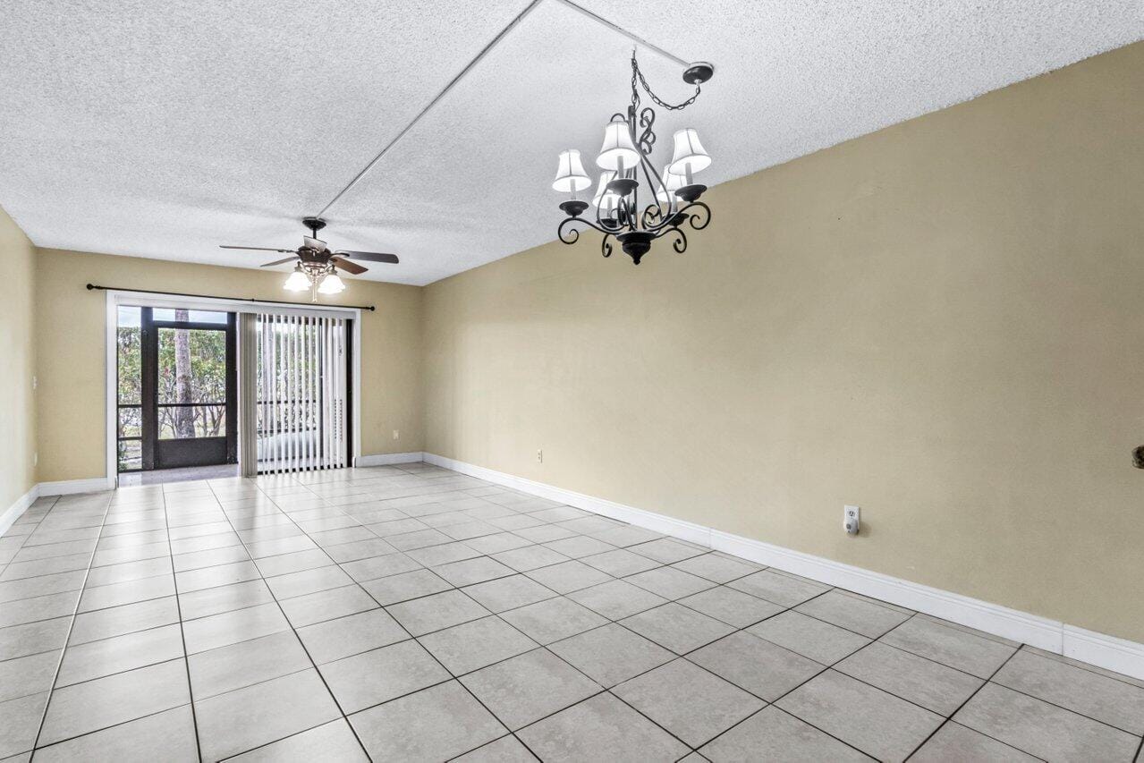 7891 Willow Spring Drive 1013, Lake Worth, FL 33467 photo 4