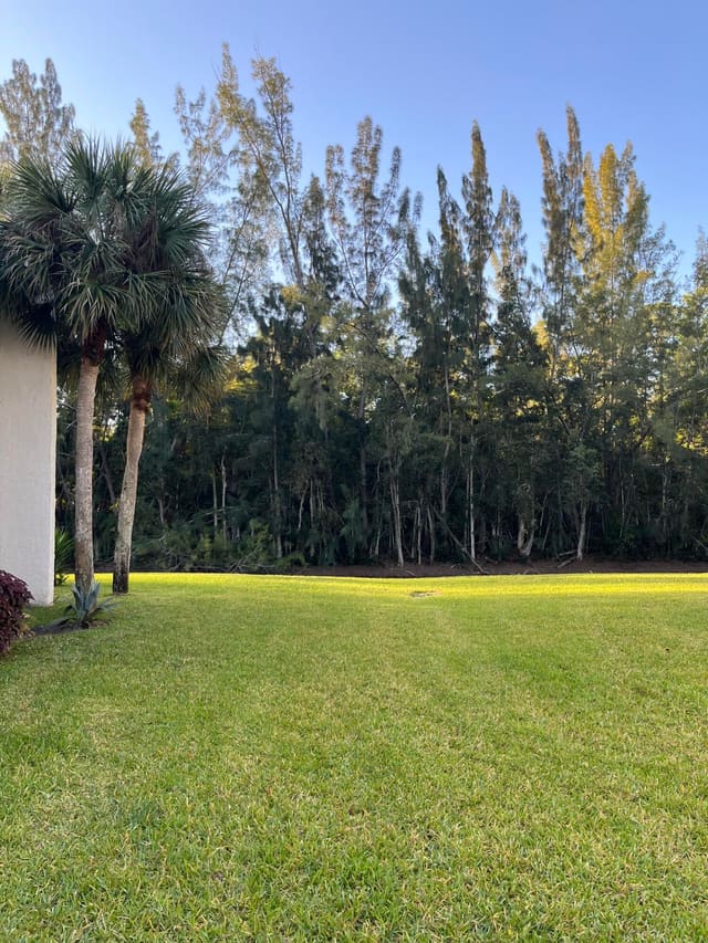 140 Lake Meryl Drive 139, West Palm Beach, FL 33411