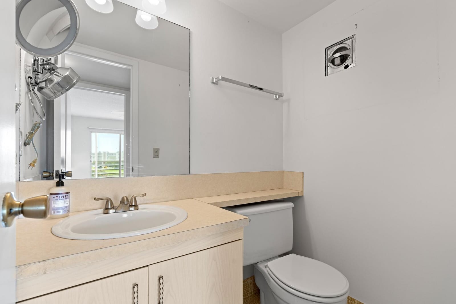 2023 Guildford B, Boca Raton, FL 33434 photo 13