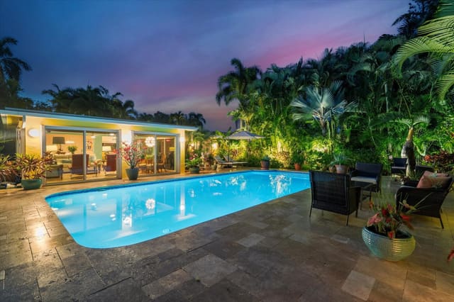 1728 NE 39th Street, sold in Oakland Park 2nd Add-Resu, Oakland Park, FL