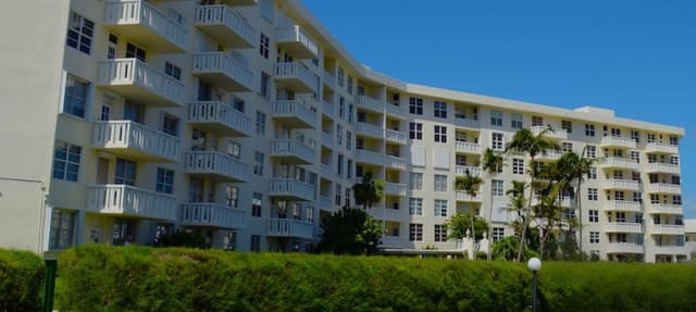 2851 S Ocean Boulevard E-2, sold in The Patrician, Palm Beach, FL