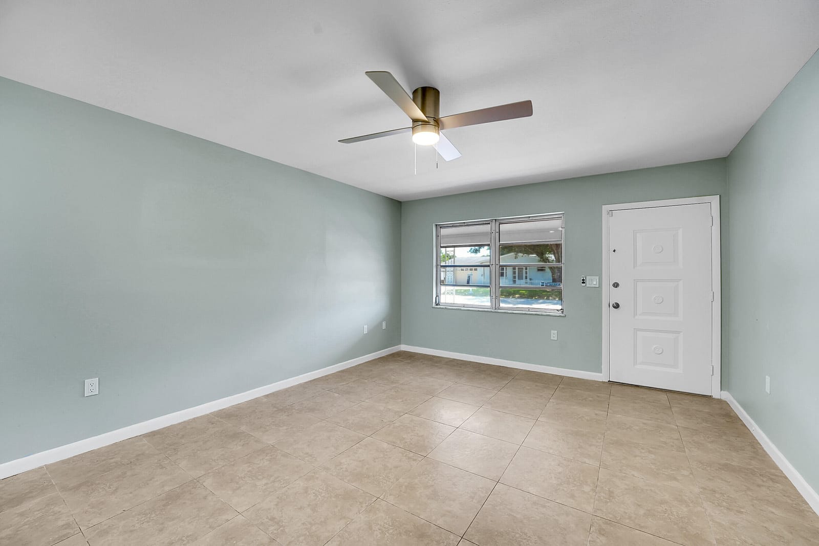302 W Arbor Avenue — photo 6