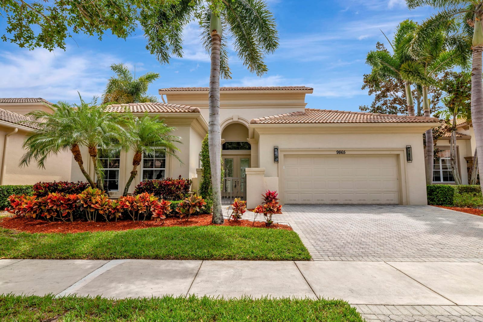 9865 SW Torriente Lane, Port St. Lucie, FL 34986