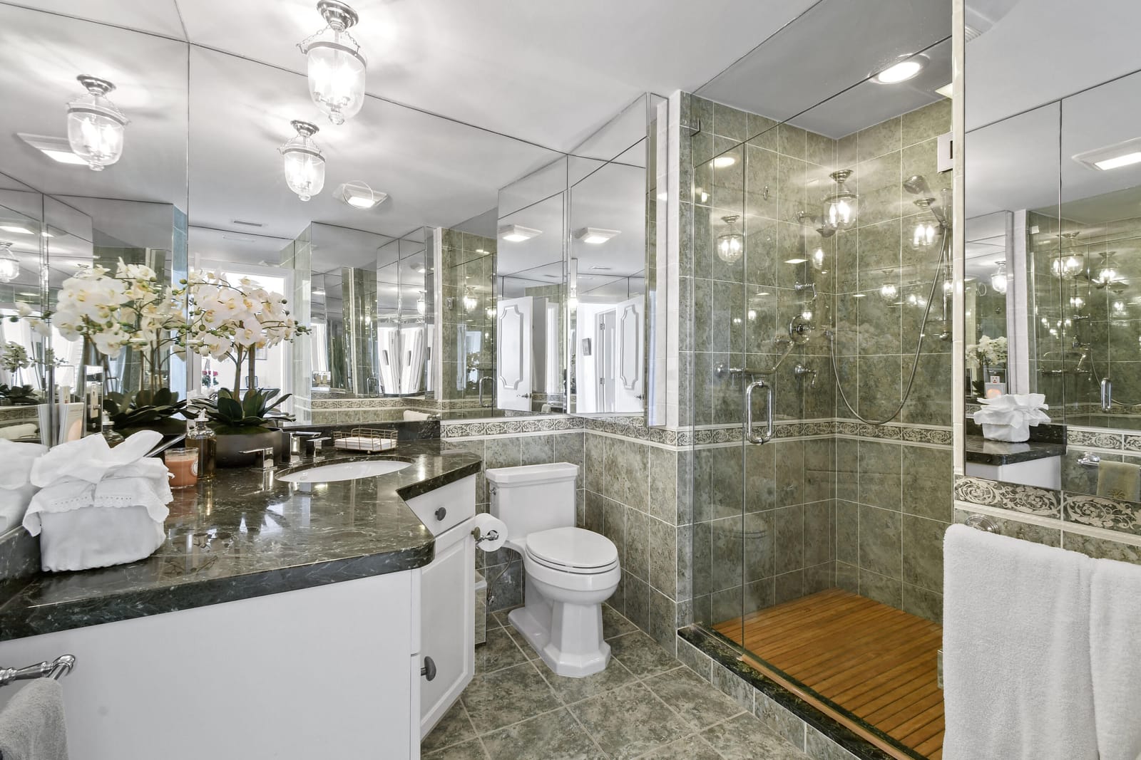 389 S Lake Drive 4h — photo 8