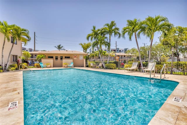 2912 NE 8th Terrace 204, sold in Middle River Homes, Oakland Park, FL