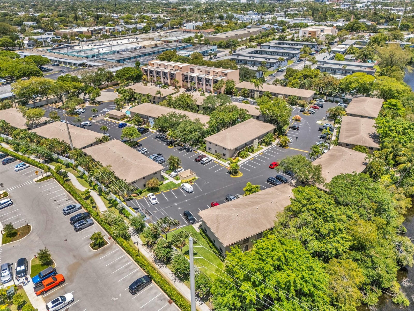 2912 NE 8th Terrace 204, Oakland Park, FL 33334 photo 28