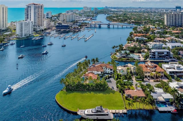2721 Sea Island Drive, Fort Lauderdale, FL 33301