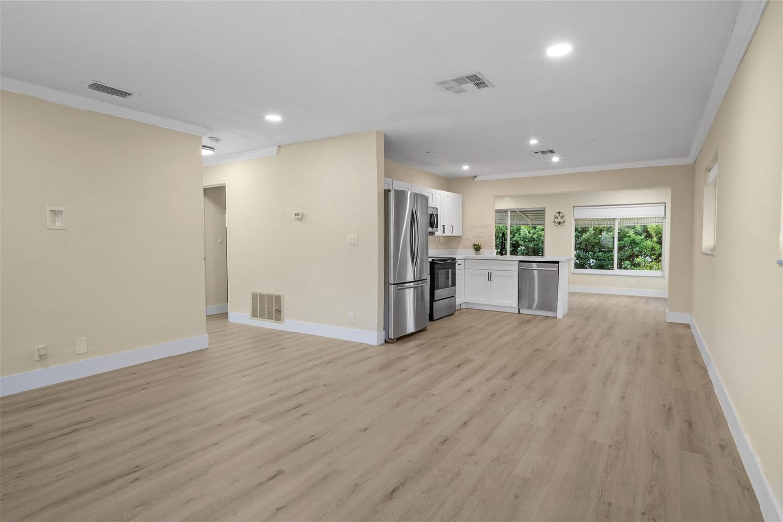 4514 NW 49th Drive — photo 4
