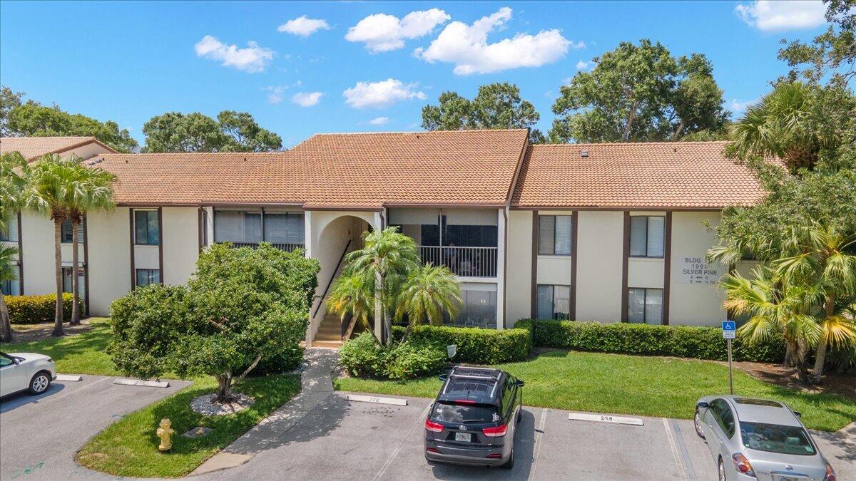 1995 SW Silver Pine Way Bldg 119 H1, Palm City, FL 34990, Palm City