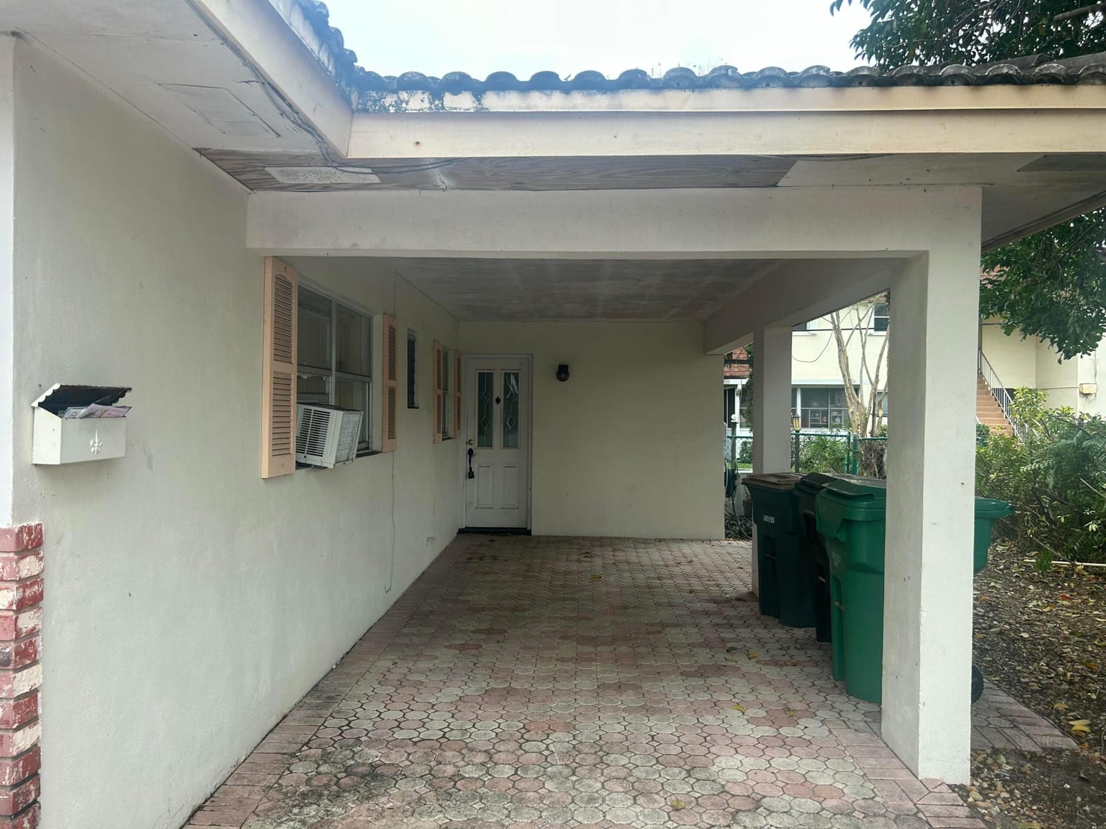 2010 NE 33rd Street, Lighthouse Point, FL 33064 photo 2