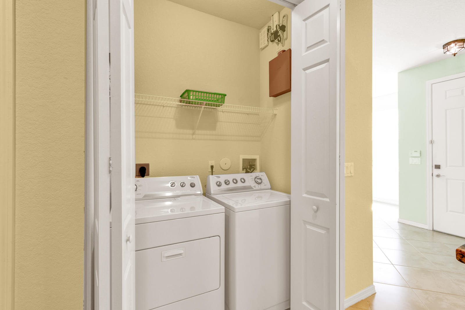 6380 Oxford Circle 104d — photo 10