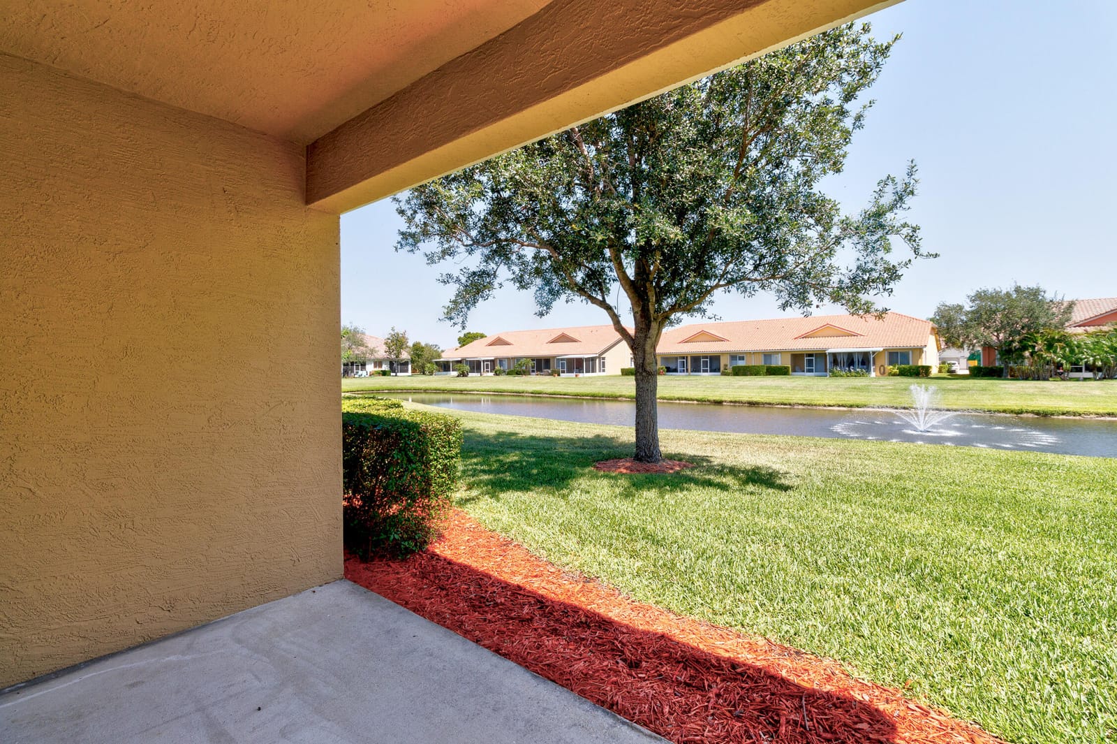 6380 Oxford Circle 104d — photo 11
