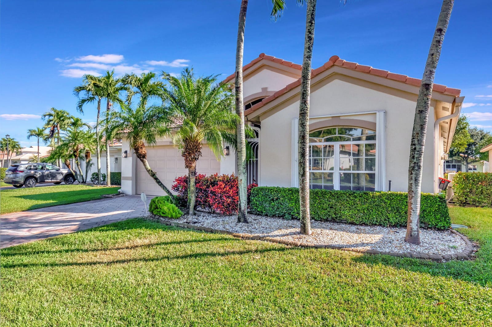 5959 Royal Club Drive, Boynton Beach, FL 33437 photo 2