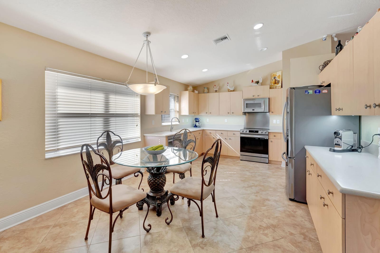 5959 Royal Club Drive, Boynton Beach, FL 33437 photo 14