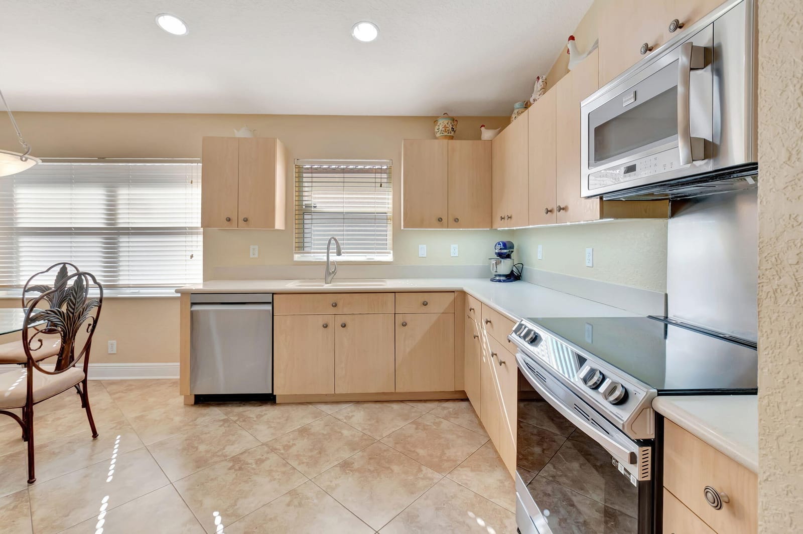 5959 Royal Club Drive, Boynton Beach, FL 33437 photo 17