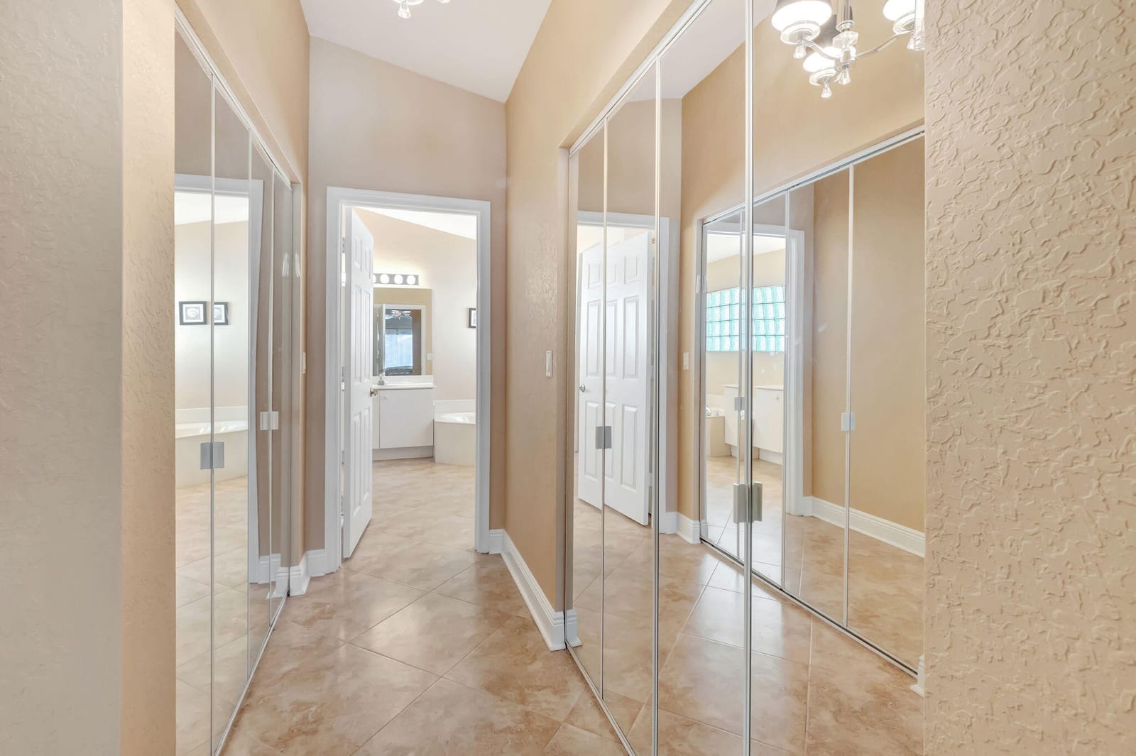 5959 Royal Club Drive, Boynton Beach, FL 33437 photo 25