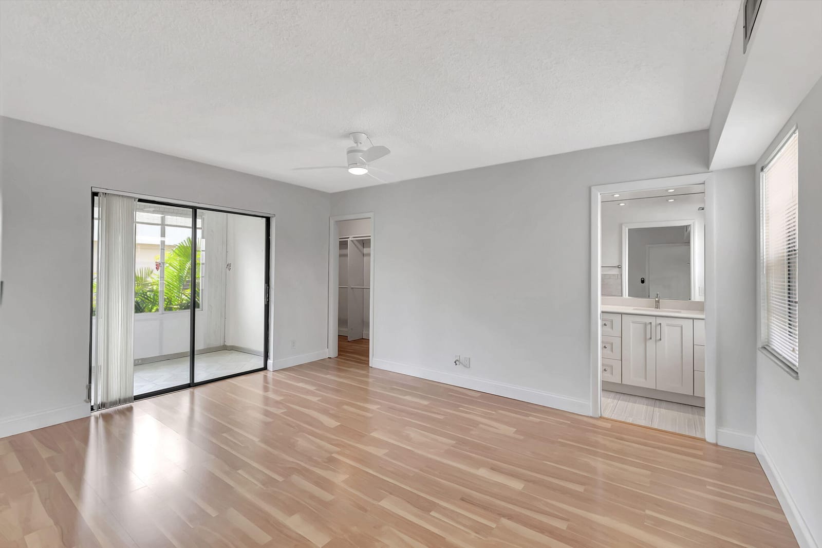 124 Capri C, Delray Beach, FL 33484 photo 12