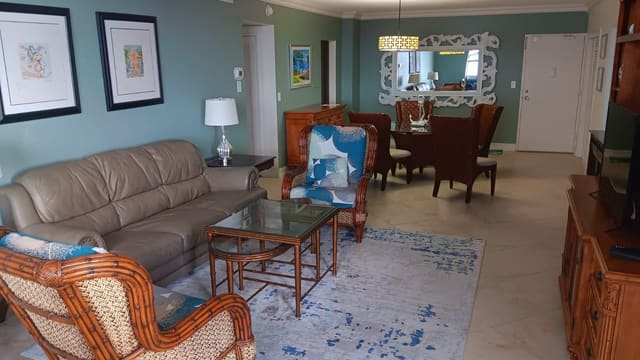 1501 S Ocean Boulevard 105, sold in Gardens By The Sea, Lauderdale By The Sea, FL