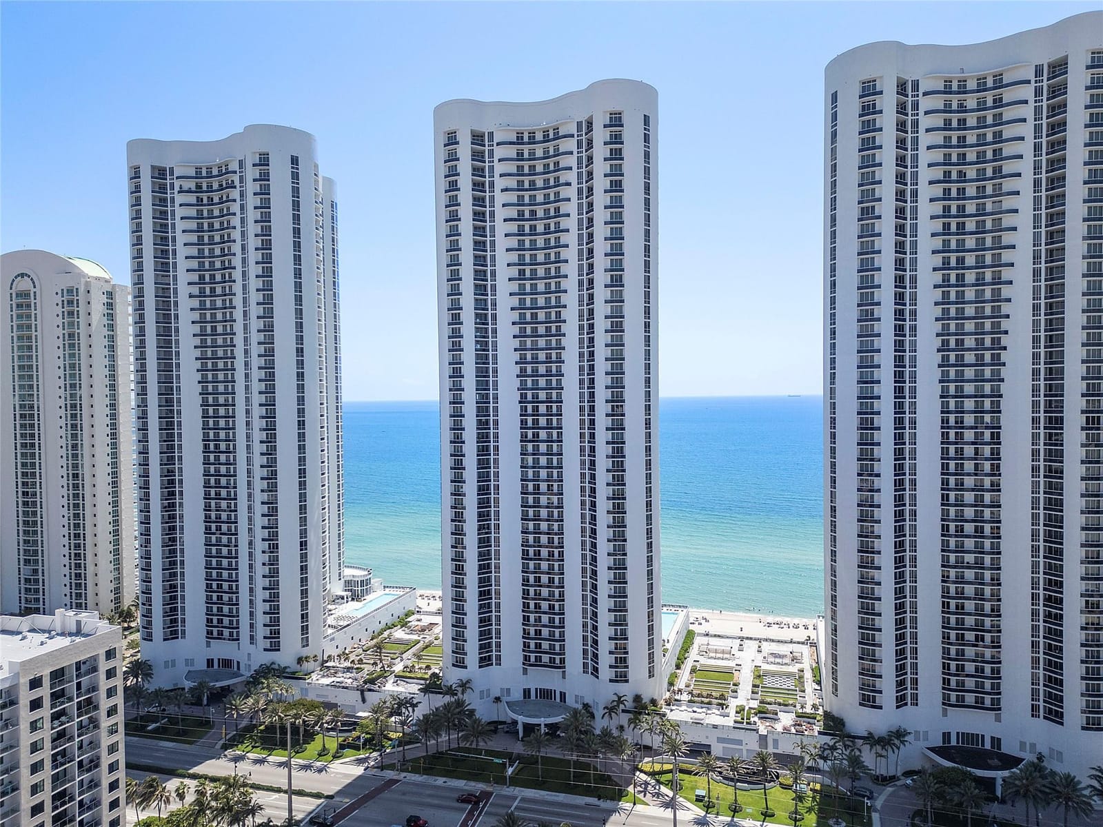 16001 Collins Avenue 2001, Sunny Isles Beach, FL 33160