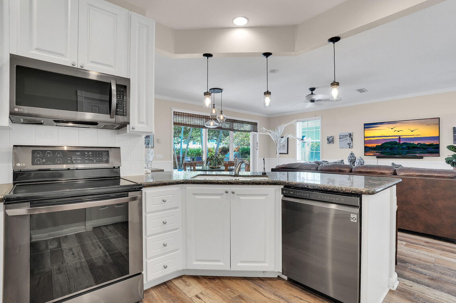 211 Barbados Drive, Jupiter, FL 33458 photo 12