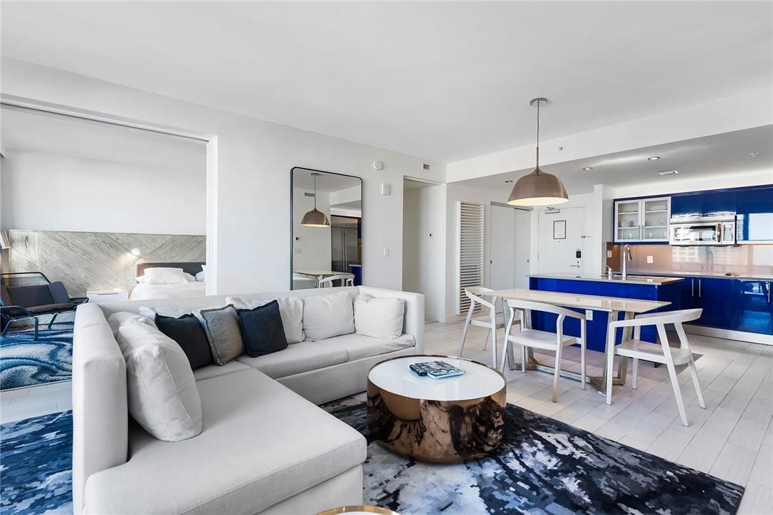 3101 Bayshore 806, Fort Lauderdale, FL 33304