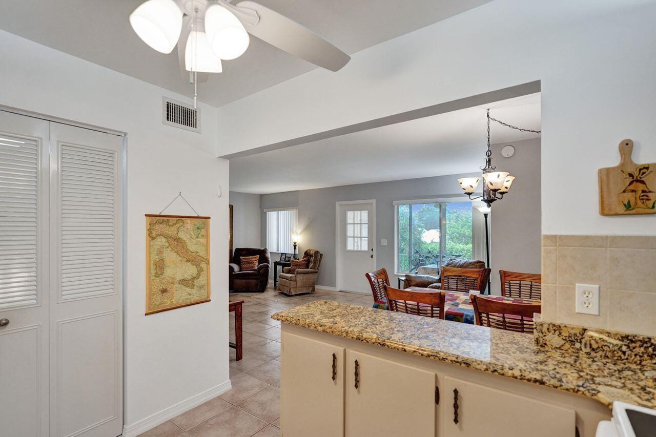 5900 Whispering Pine Way B-2, Greenacres, FL 33463 photo 8