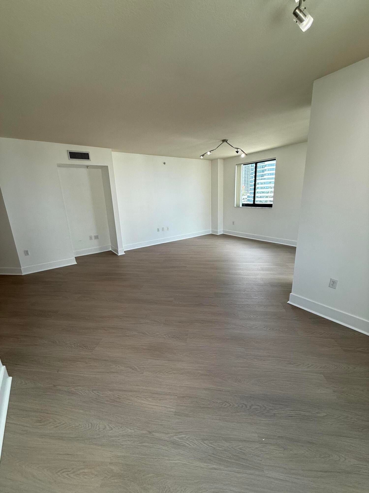 100 N Federal Highway 1139, Fort Lauderdale, FL 33301 photo 9