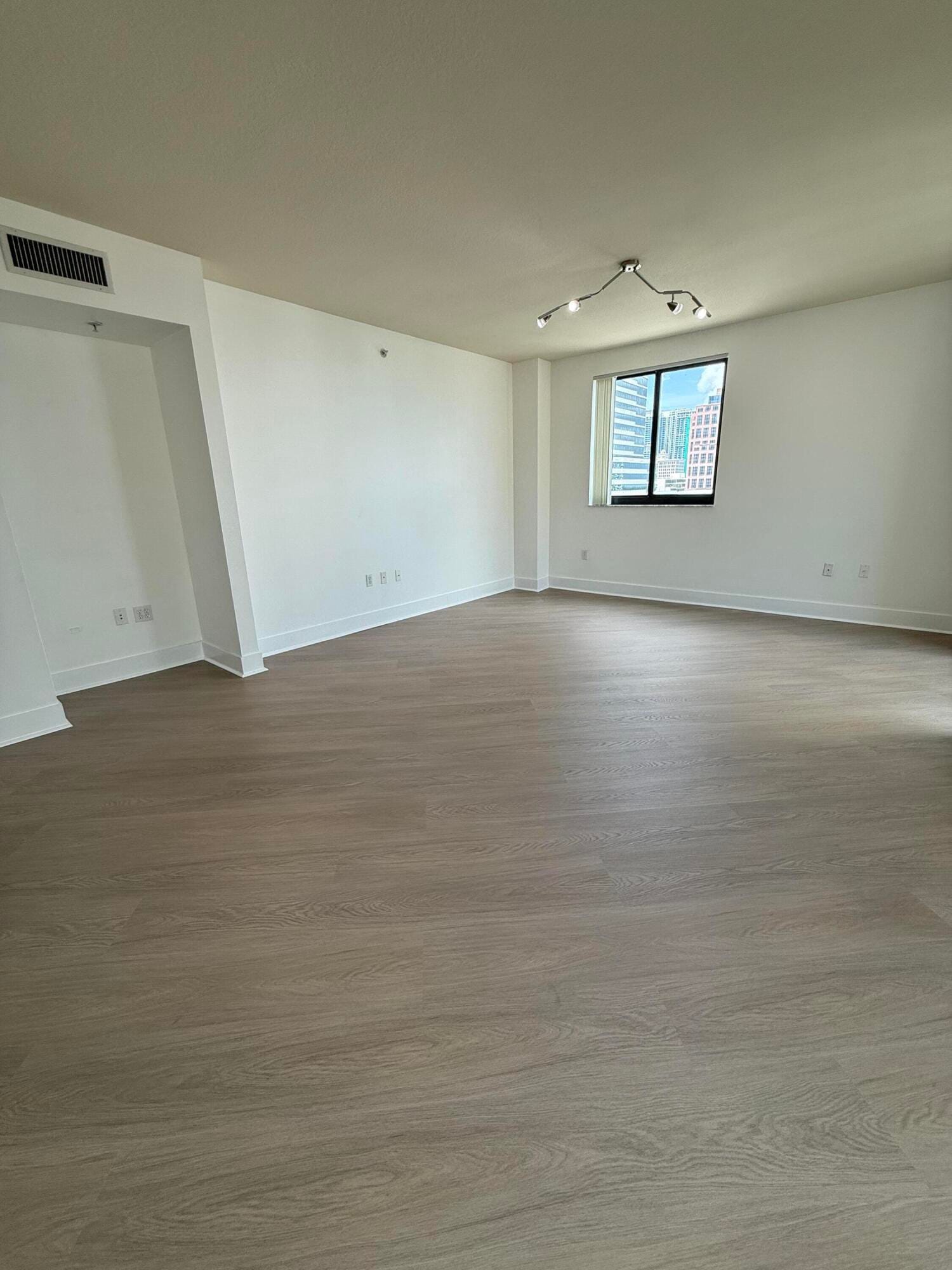 100 N Federal Highway 1139, Fort Lauderdale, FL 33301 photo 11