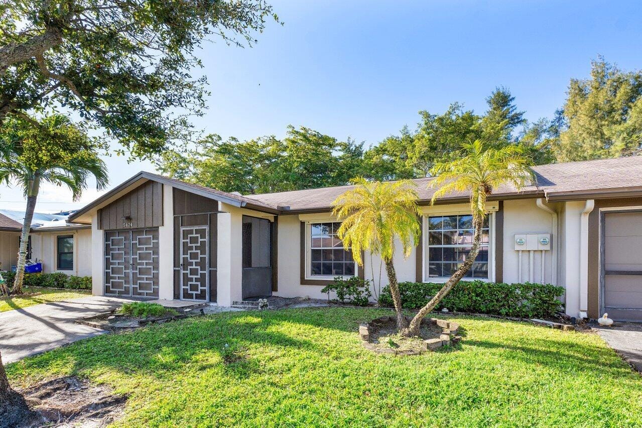 5424 Viburnum Circle, Delray Beach, FL 33484 photo 3