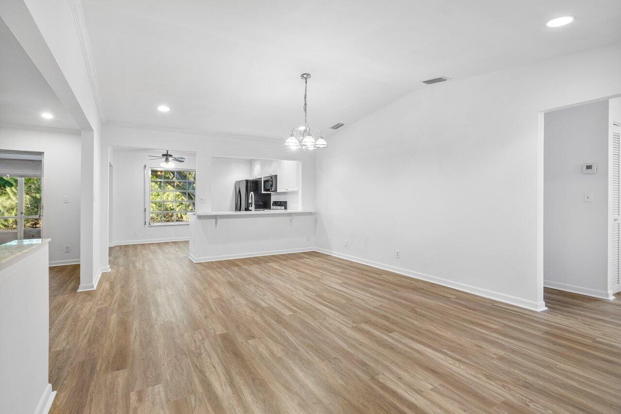 5424 Viburnum Circle, Delray Beach, FL 33484 photo 6