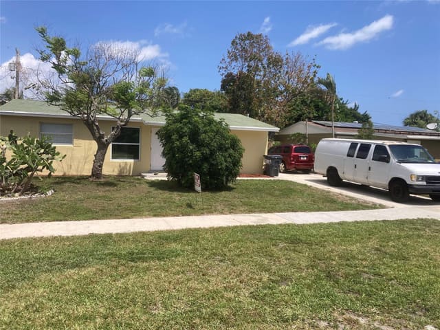 5409 Marcia Place, sold in Gramercy Park Unit 4, West Palm Beach, FL