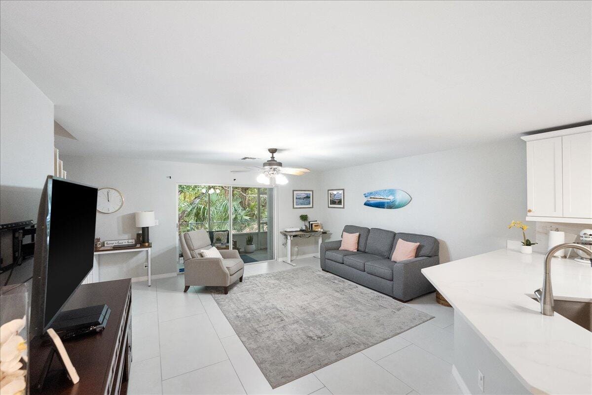 157 Fox Meadow Run, Jupiter, FL 33458 photo 3
