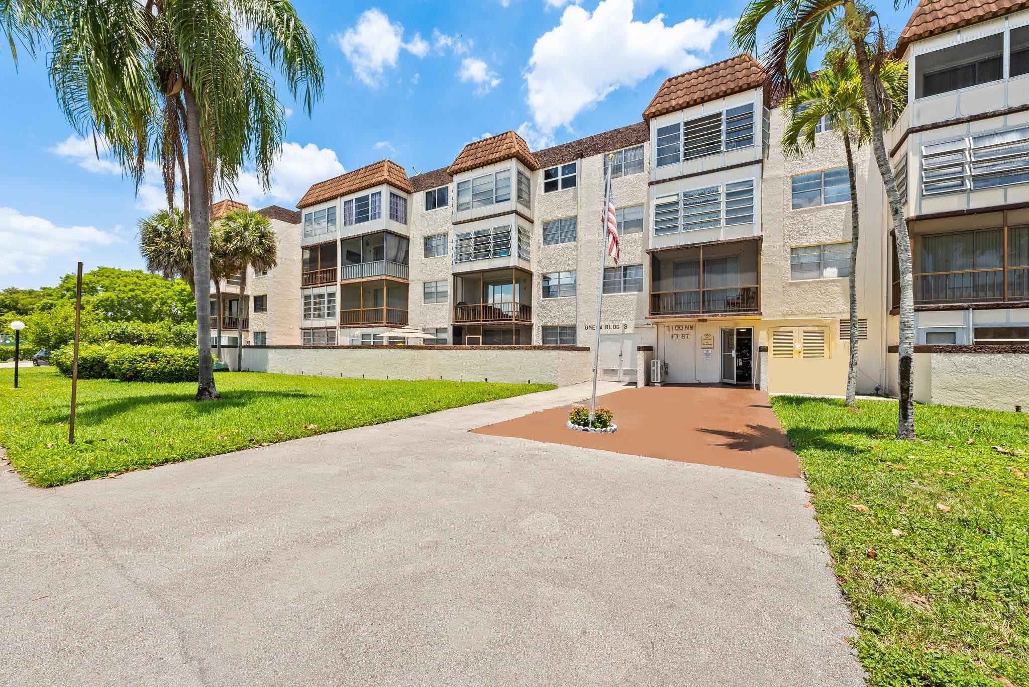 7100 NW 17th Street 218, Plantation, FL 33313, Plantation