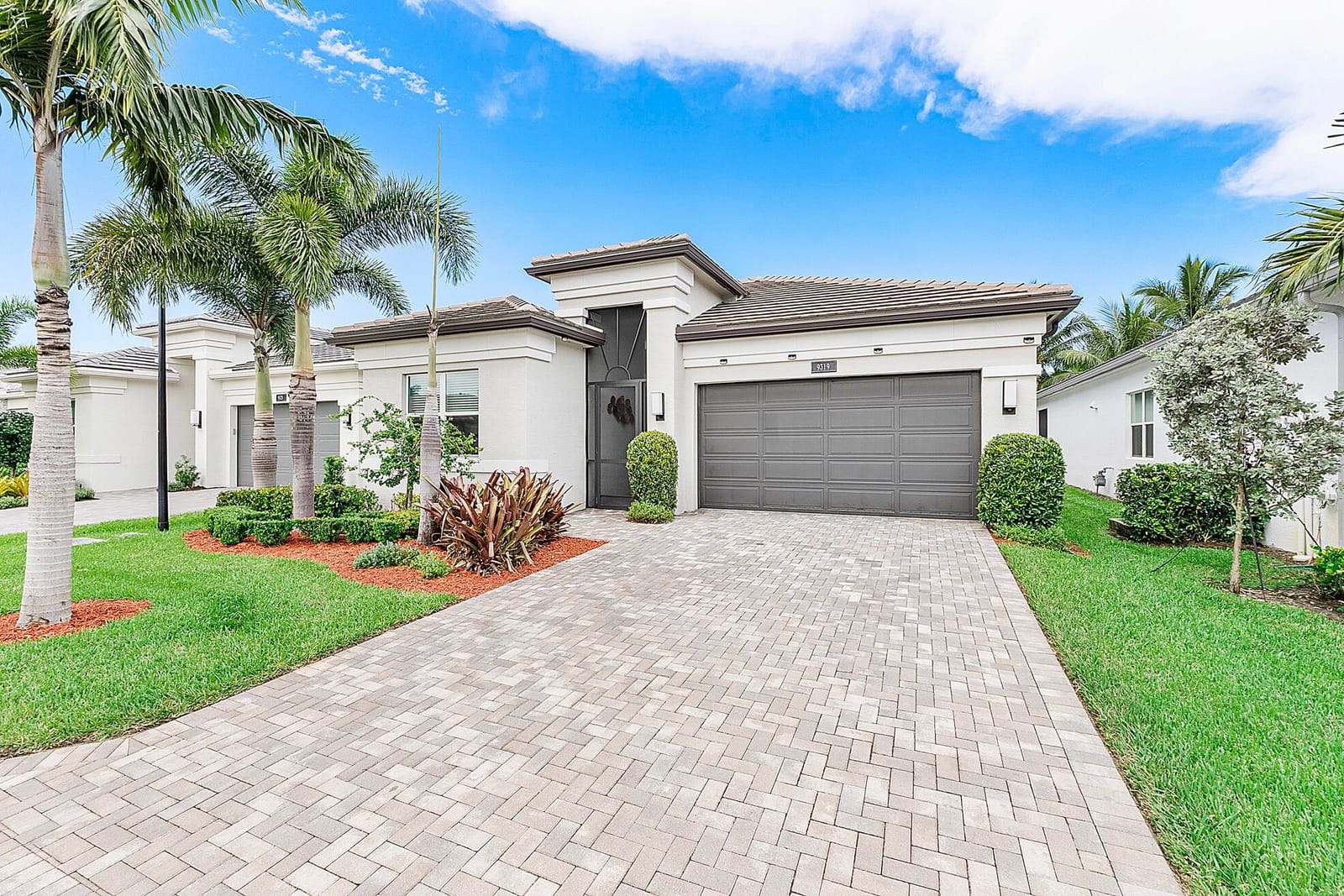 9319 Silver Shores Lane — photo 3