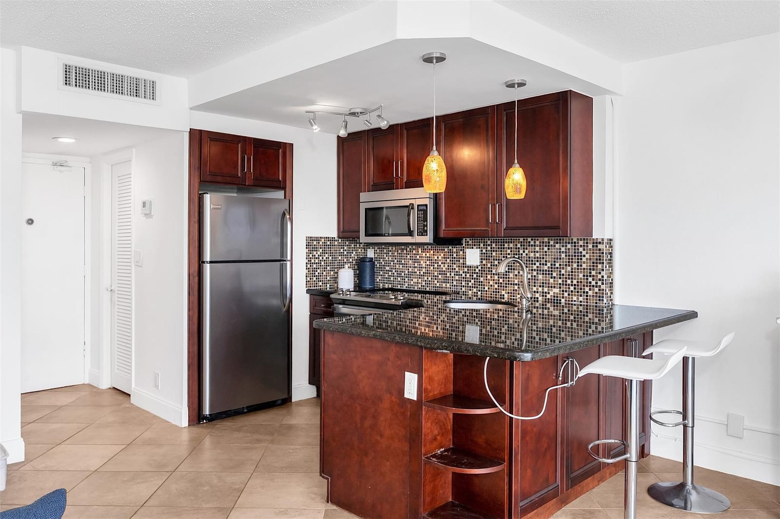 2900 NE 30th Street 8E, Fort Lauderdale, FL 33306 photo 2