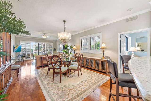 370 Golfview Road 304, sold in Seamark Condo, North Palm Beach, FL