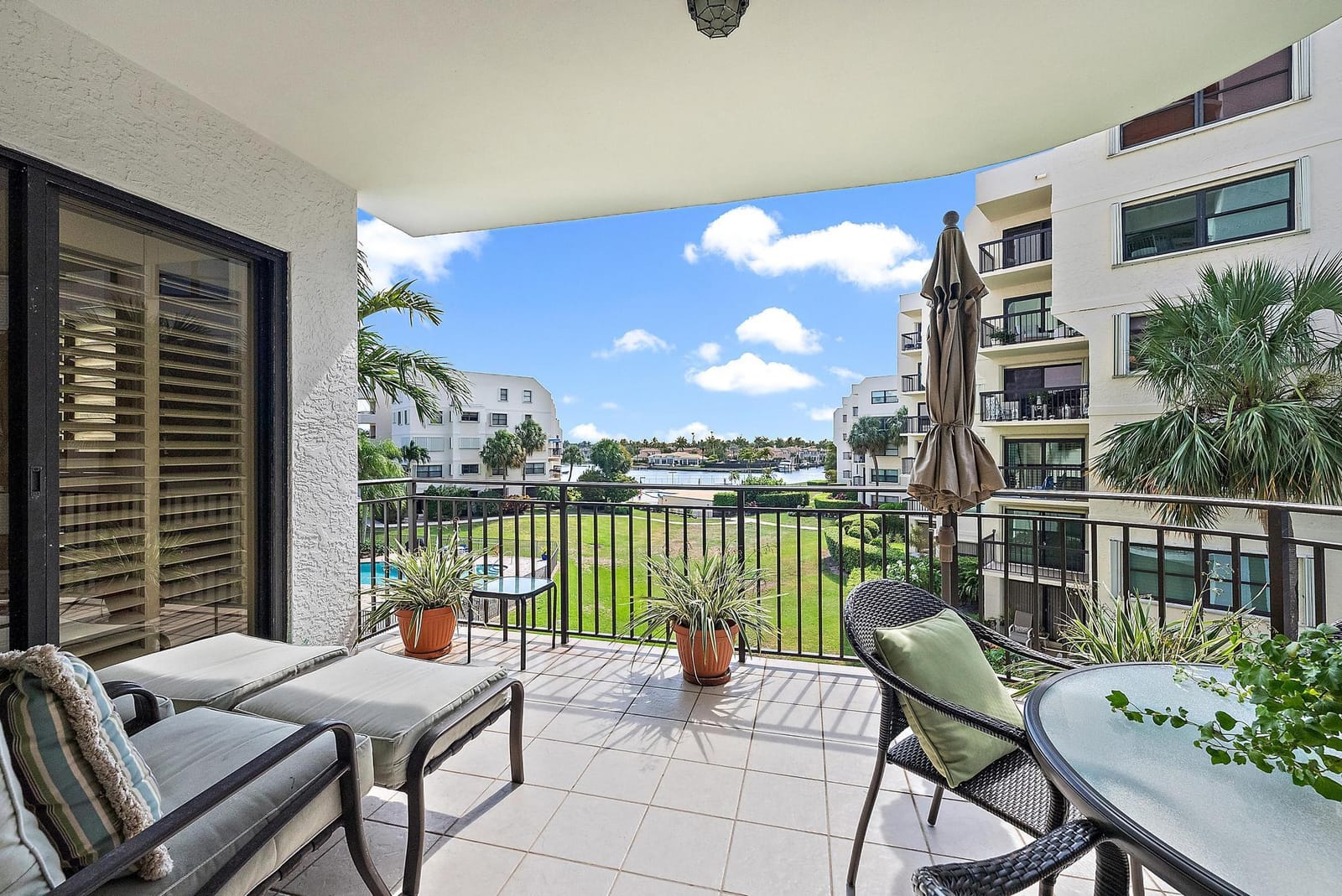 370 Golfview Road 304, North Palm Beach, FL 33408 photo 24
